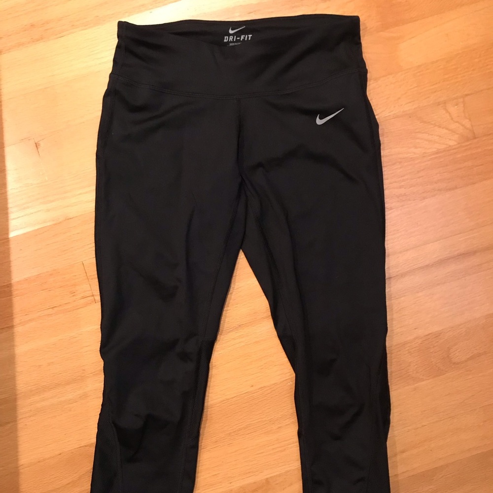 Nike leggings worn only a couple of times